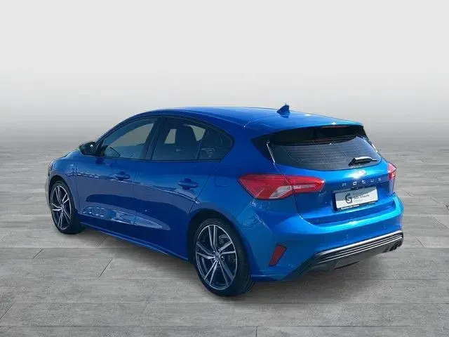 Gebraucht Ford Focus ST-Line 125 PS (91 kW) 2019 Blau Limousine