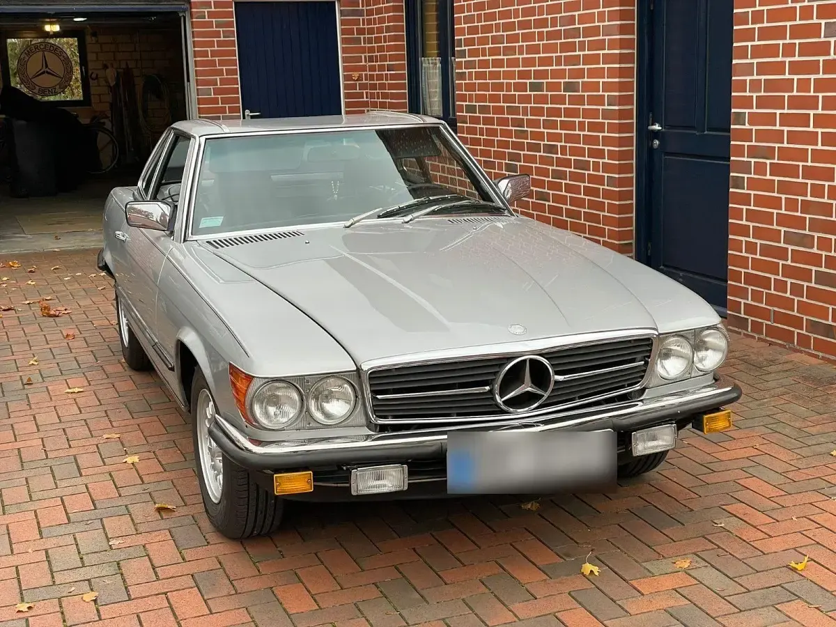 Gebraucht Mercedes SL380 158 PS (116 kW) 1981 Silber Cabrio