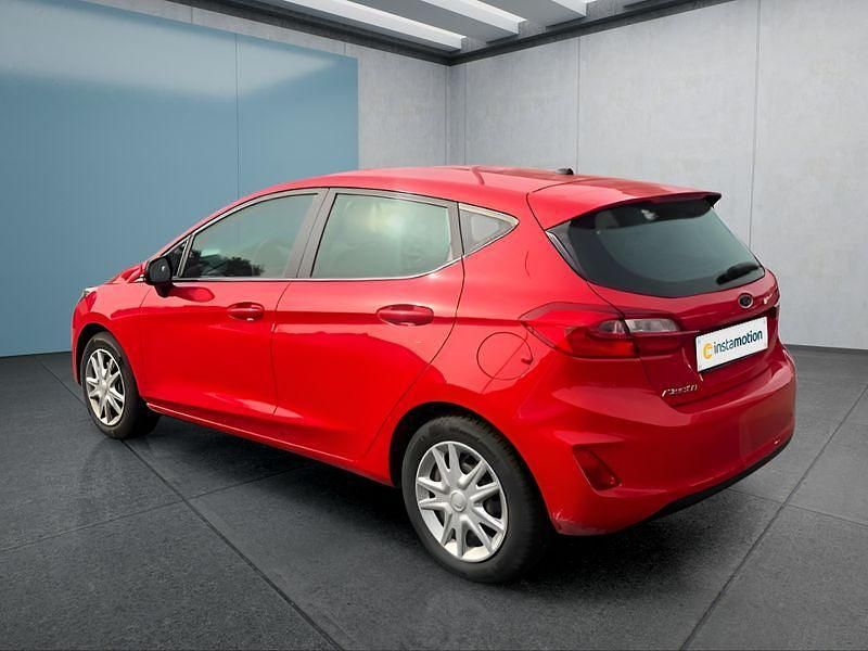 Gebraucht Ford Fiesta Trend 75 PS (55 kW) 2020 Rot Kleinwagen