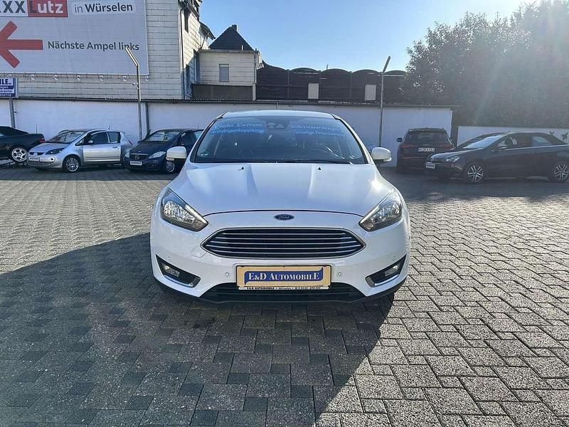 Używany Ford Focus Titanium 120 KM (88 kW) 2017 Biały Kombi