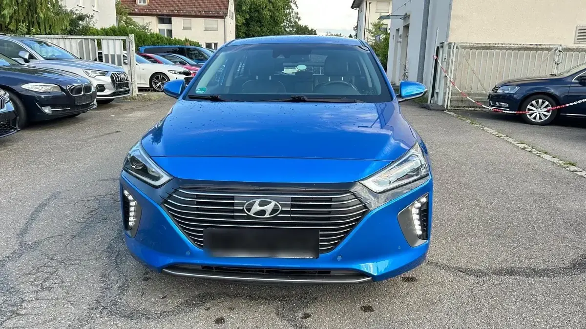 Gebraucht Hyundai Ioniq 105 PS (77 kW) 2018 Blau Kleinwagen