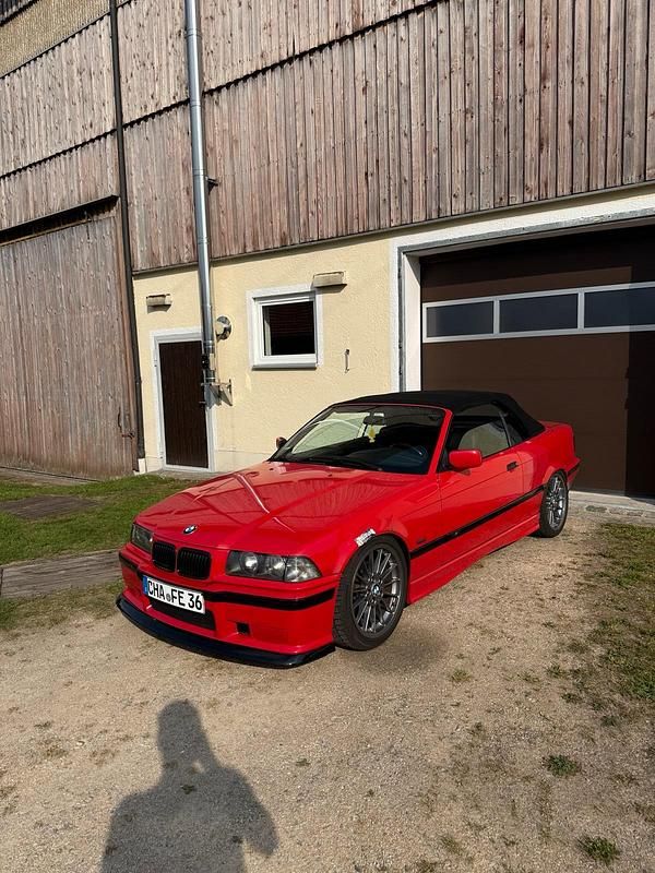 Rot Gebraucht 1997 BMW 318 Cabriolet Cabrio | 4.500 € (Fairer Preis) - Bild 1/4