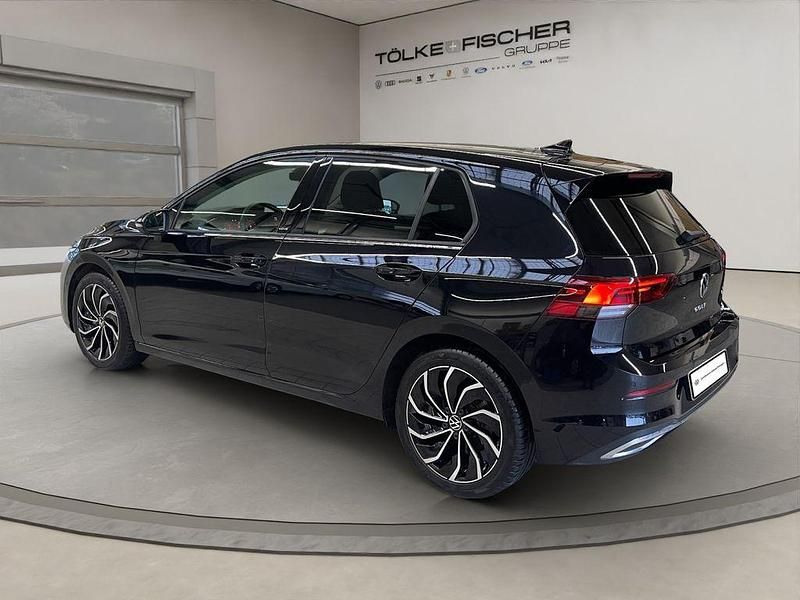 Gebraucht VW Golf VIII Move 131 PS (96 kW) 2023 Indiumgrau (metallic) Limousine