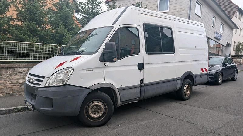 Weiß Gebraucht 2008 Iveco Daily Van | 2.599 € - Bild 1/4