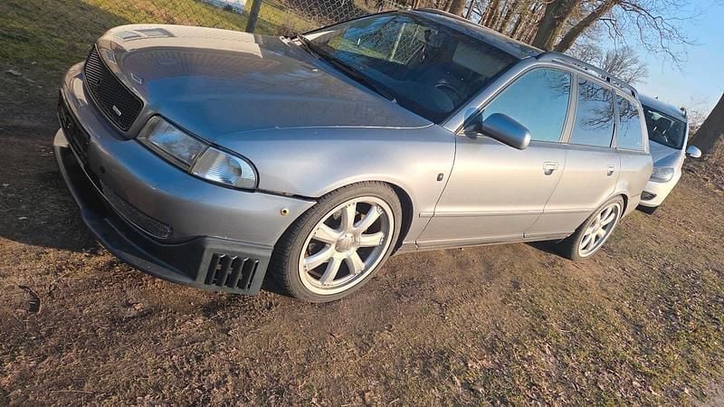 Brugt Audi A4 150 HK (110 kW) 1998 Sølv Stationcar
