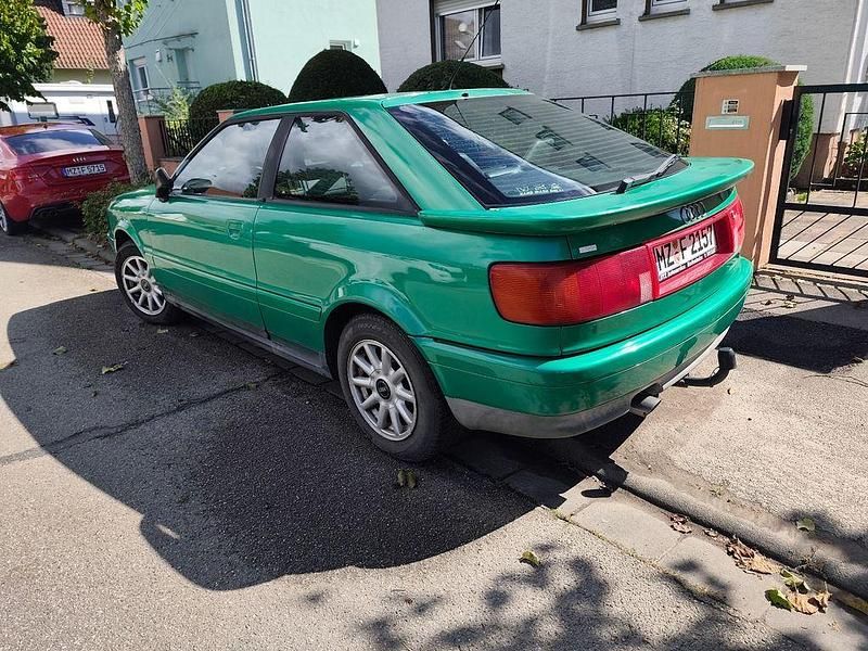Grün Gebraucht 1995 Audi Coupé Coupé | 3.800 € - Bild 1/4