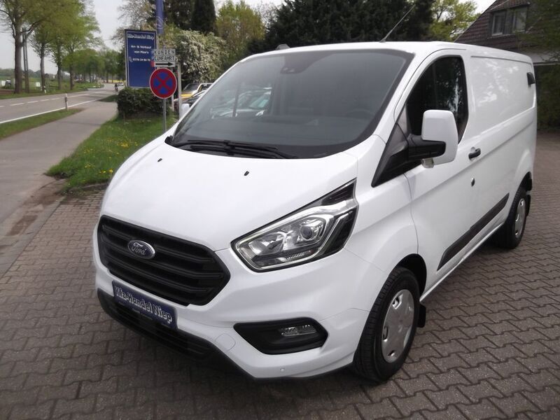 Weiß Gebraucht 2021 Ford Transit Custom Trend Van / Kleinbus | 16.890 € (Guter Preis) - Bild 1/4