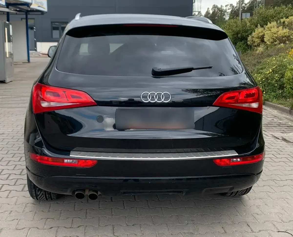 Gebraucht Audi Q5 143 PS (105 kW) 2012 Schwarz SUV