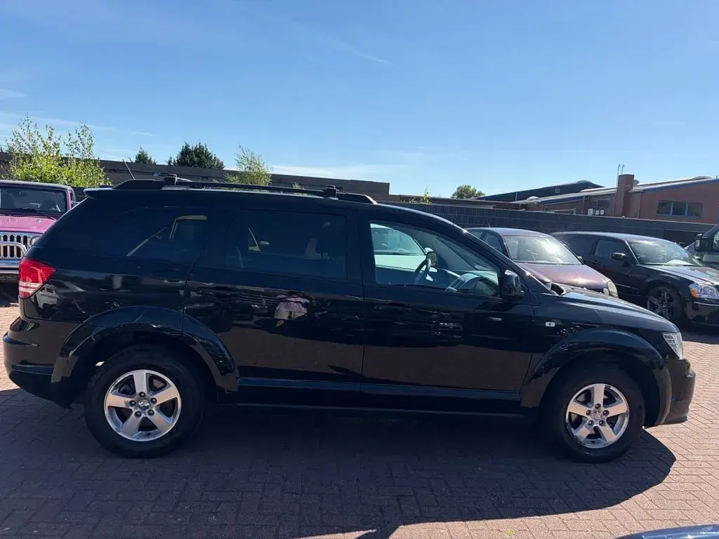Gebraucht Dodge Journey SE 170 PS (125 kW) 2008 Schwarz SUV