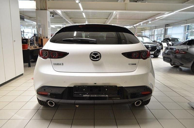 Neu Mazda 3 Homura-Line 140 PS (102 kW) 2025 Weiß Limousine