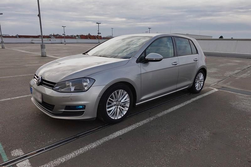 Gebraucht VW Golf VII 2014 Grau Kleinwagen