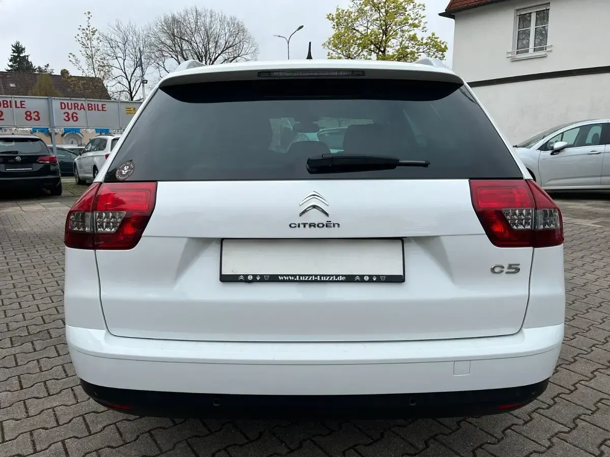 Gebraucht Citroën C5 SELECTION 140 PS (102 kW) 2013 Weiß Kombi