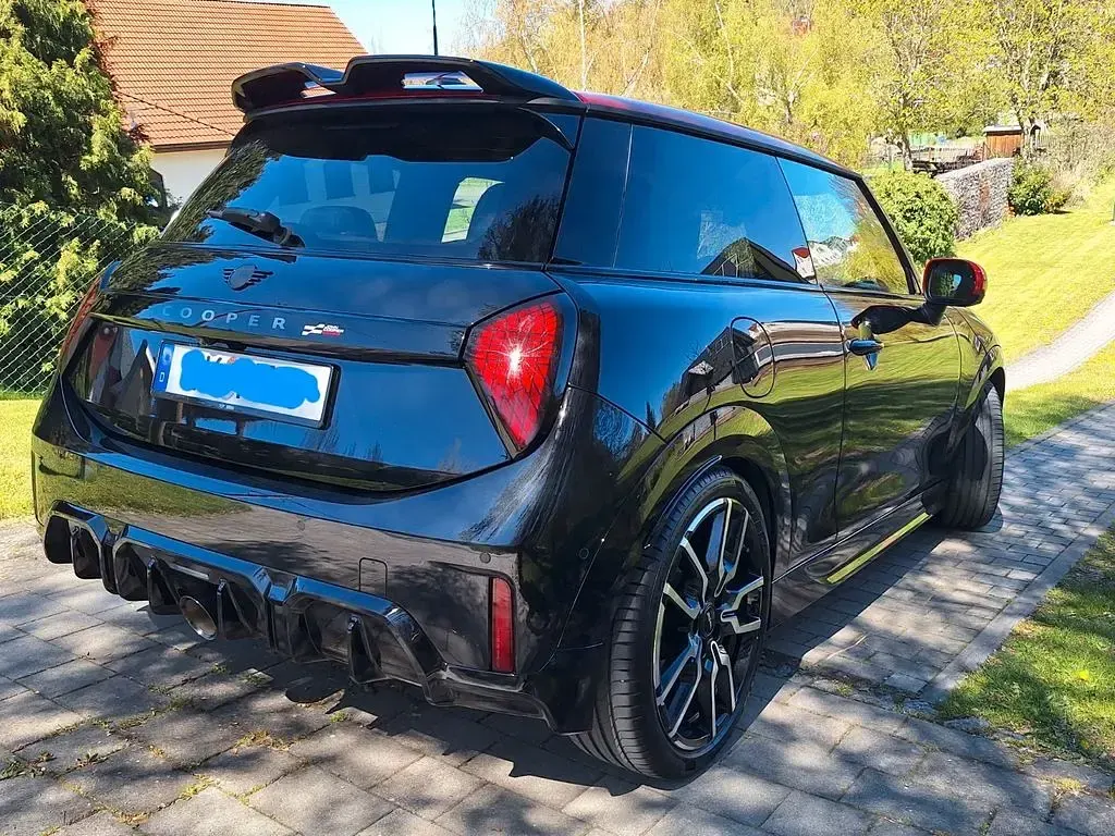 Gebraucht Mini John Cooper Works 231 PS (169 kW) 2025 Rot Kleinwagen