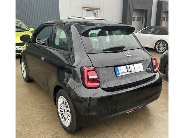 Gebraucht Fiat 500e Action 69 kW (95 PS) 2022 Onyx schwarz) (schwarz Kleinwagen