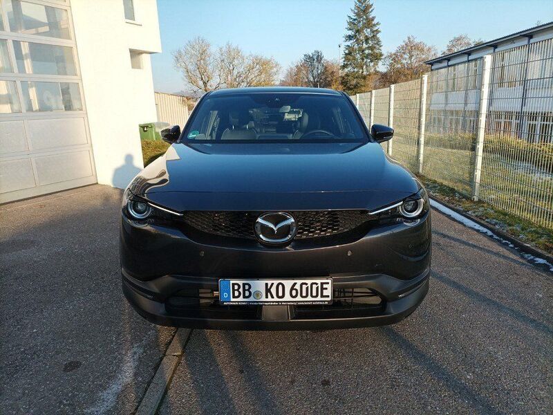 Machine grey Gebraucht 2023 Mazda MX30 Makoto SUV | 26.980 € (Fairer Preis) - Bild 1/4