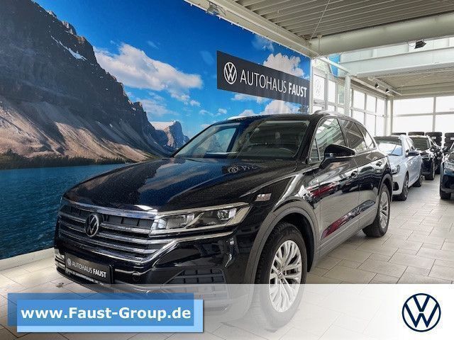 Schwarz Gebraucht 2022 VW Touareg Basis SUV | 44.850 € (Guter Preis) - Bild 1/4