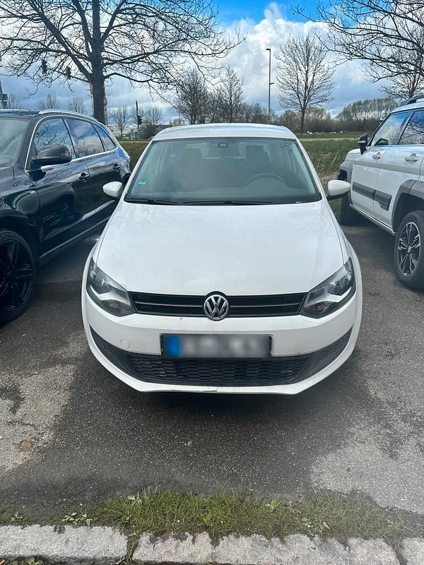 Gebraucht VW Polo 89 PS (65 kW) 2013 Weiß Kleinwagen
