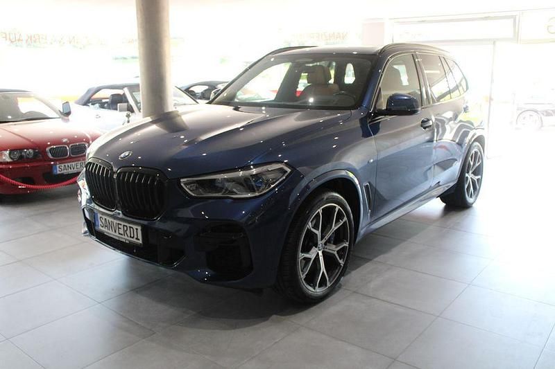 Blau Gebraucht 2021 BMW X5 M Sport SUV | 52.990 € (Fairer Preis) - Bild 1/4
