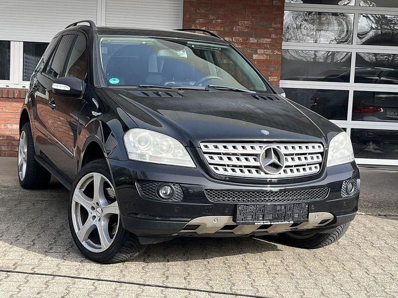 Gebraucht Mercedes ML280 190 PS (139 kW) 2007 Schwarz SUV