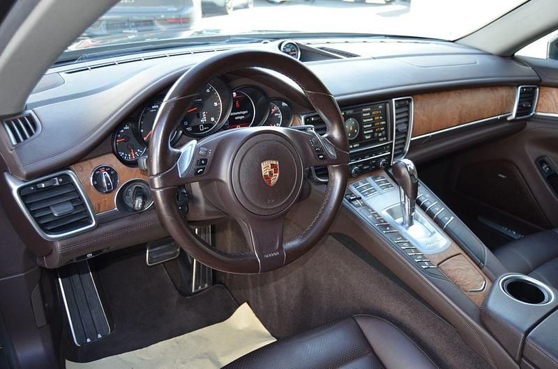 Gebraucht Porsche Panamera 300 PS (220 kW) 2014 Grau Kleinwagen