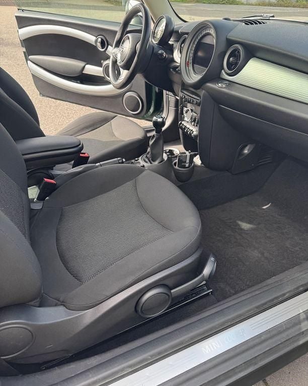 Usado Mini Cooper 122 HP (89 kW) 2013 Verde Citadino