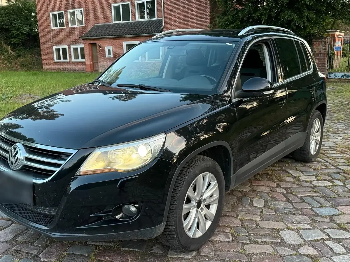 Gebraucht VW Tiguan 140 PS (102 kW) 2008 Schwarz SUV