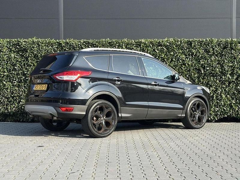 Gebraucht Ford Kuga Titanium 150 PS (110 kW) 2013 Schwarz SUV