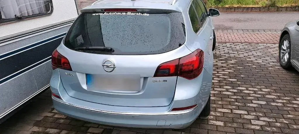 Gebraucht Opel Astra 2014 Silber Kombi