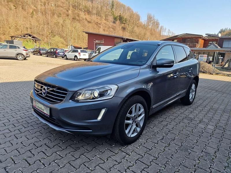 Gebraucht Volvo XC60 Summum 190 PS (139 kW) 2017 Osmium grey / metallic SUV
