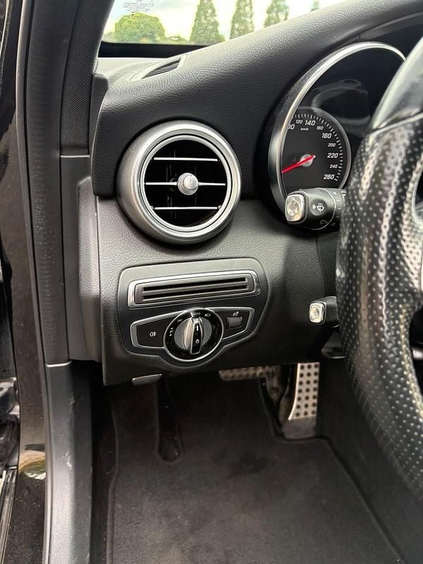 Gebraucht Mercedes C400 333 PS (244 kW) 2016 Schwarz Kombi