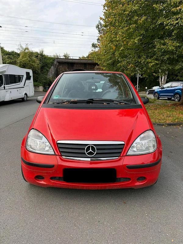 Rot Gebraucht 1999 Mercedes A160 Elegance Kleinwagen | 990 € (Guter Preis) - Bild 1/4