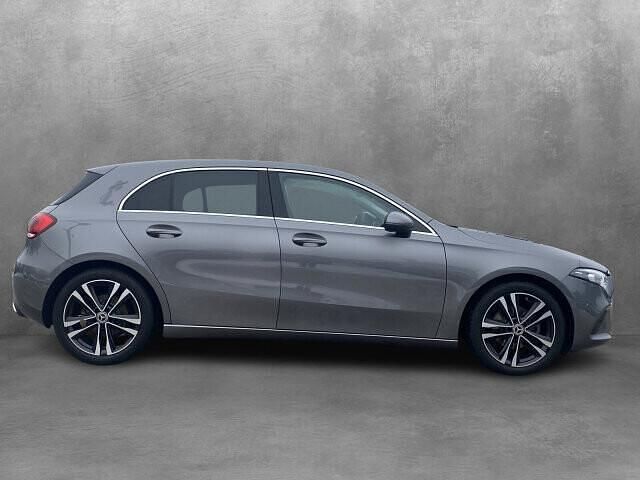 Gebraucht Mercedes A180 Progressive 136 PS (100 kW) 2020 Grau Limousine