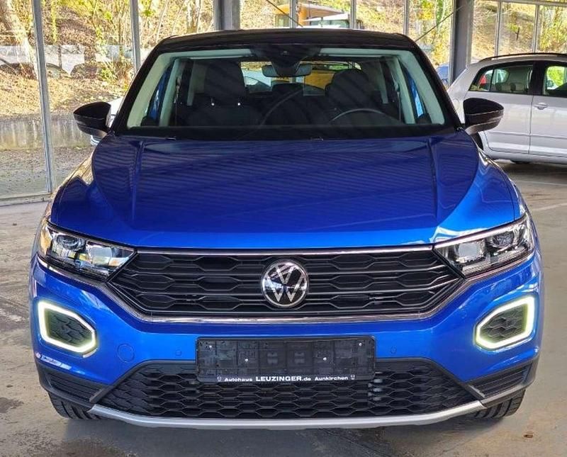 Gebraucht VW T-Roc Style 150 PS (110 kW) 2021 Ravennablau SUV