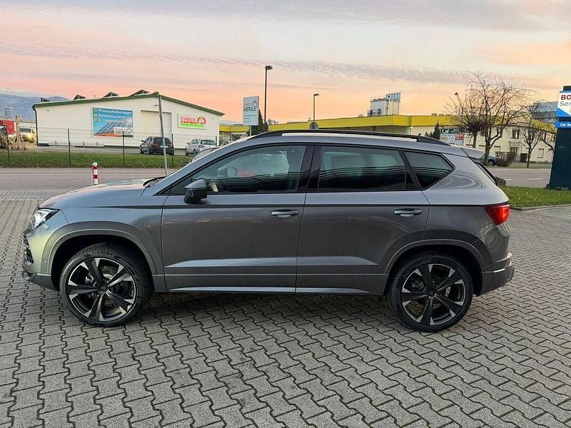 Neu Cupra Ateca 190 PS (139 kW) 2026 Grau SUV
