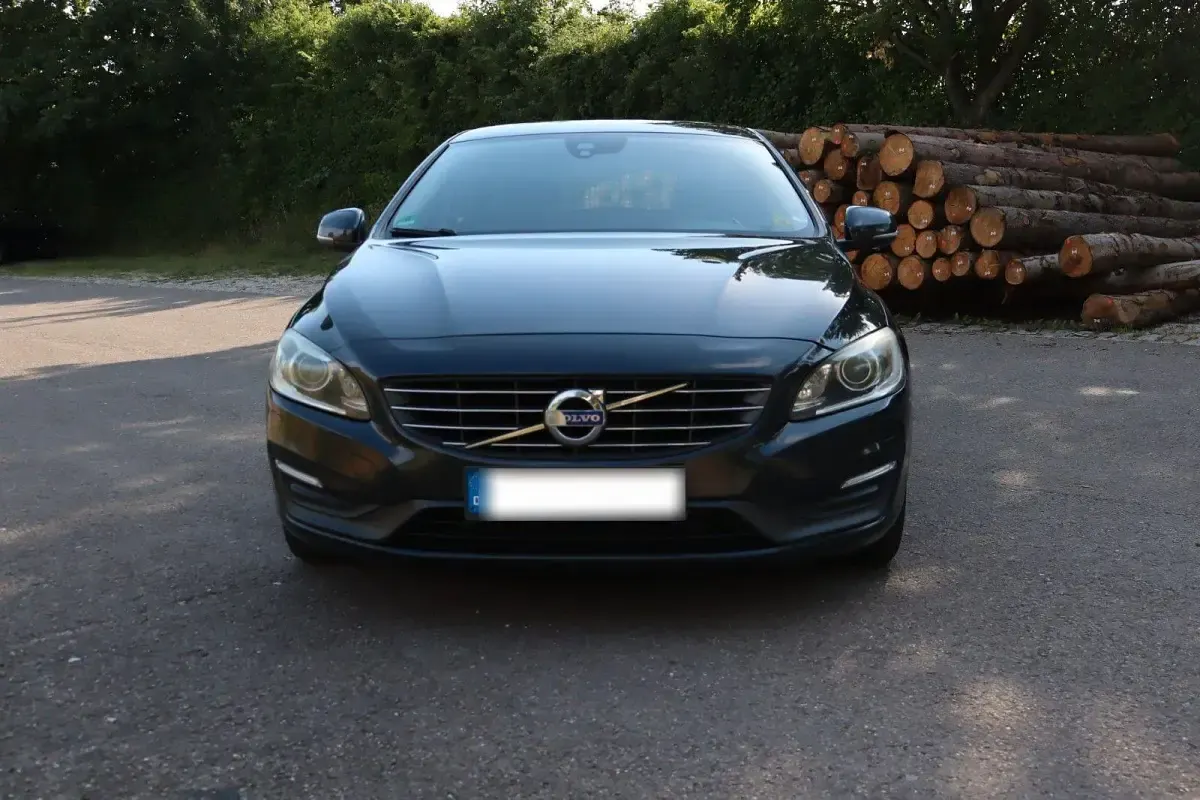 Gebraucht Volvo V60 136 PS (100 kW) 2013 Grau Kombi