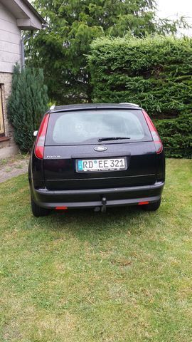 Gebraucht Ford Focus Sport 116 PS (85 kW) 2005 Schwarz metallic Kombi