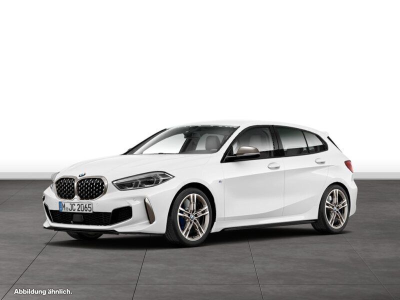 Weiß Gebraucht 2024 BMW M135 Kleinwagen | 39.797 € (Fairer Preis) - Bild 1/4