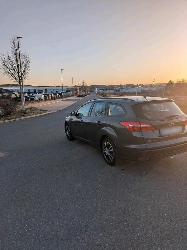 Gebraucht Ford Focus 125 PS (91 kW) 2017 Kombi
