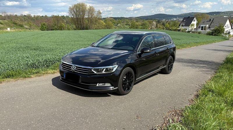 Usata VW Passat 190 CV (139 kW) 2019 Nero Station wagon