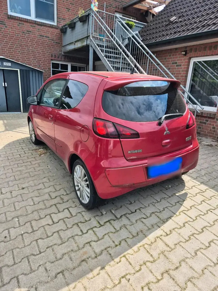 Gebraucht Mitsubishi Colt 75 PS (55 kW) 2008 Rot Kleinwagen