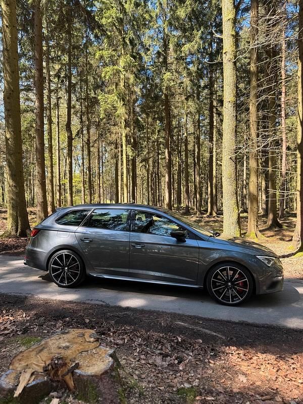 Gebraucht Seat Leon ST CUPRA 300 PS (220 kW) 2018 Grau Kombi