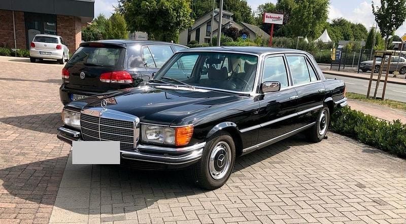 Schwarz Gebraucht 1977 Mercedes 450 Limousine | 25.800 € - Bild 1/4