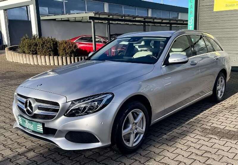 Silber Gebraucht 2014 Mercedes C250 Avantgarde Kombi | 21.990 € (Fairer Preis) - Bild 1/4