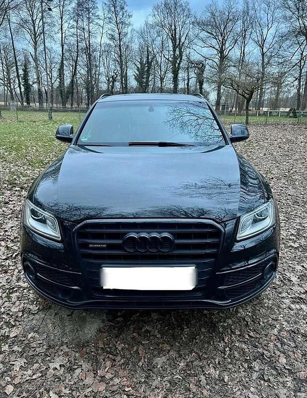 Schwarz Gebraucht 2016 Audi Q5 Black Edition SUV | 18.000 € (Guter Preis) - Bild 1/4