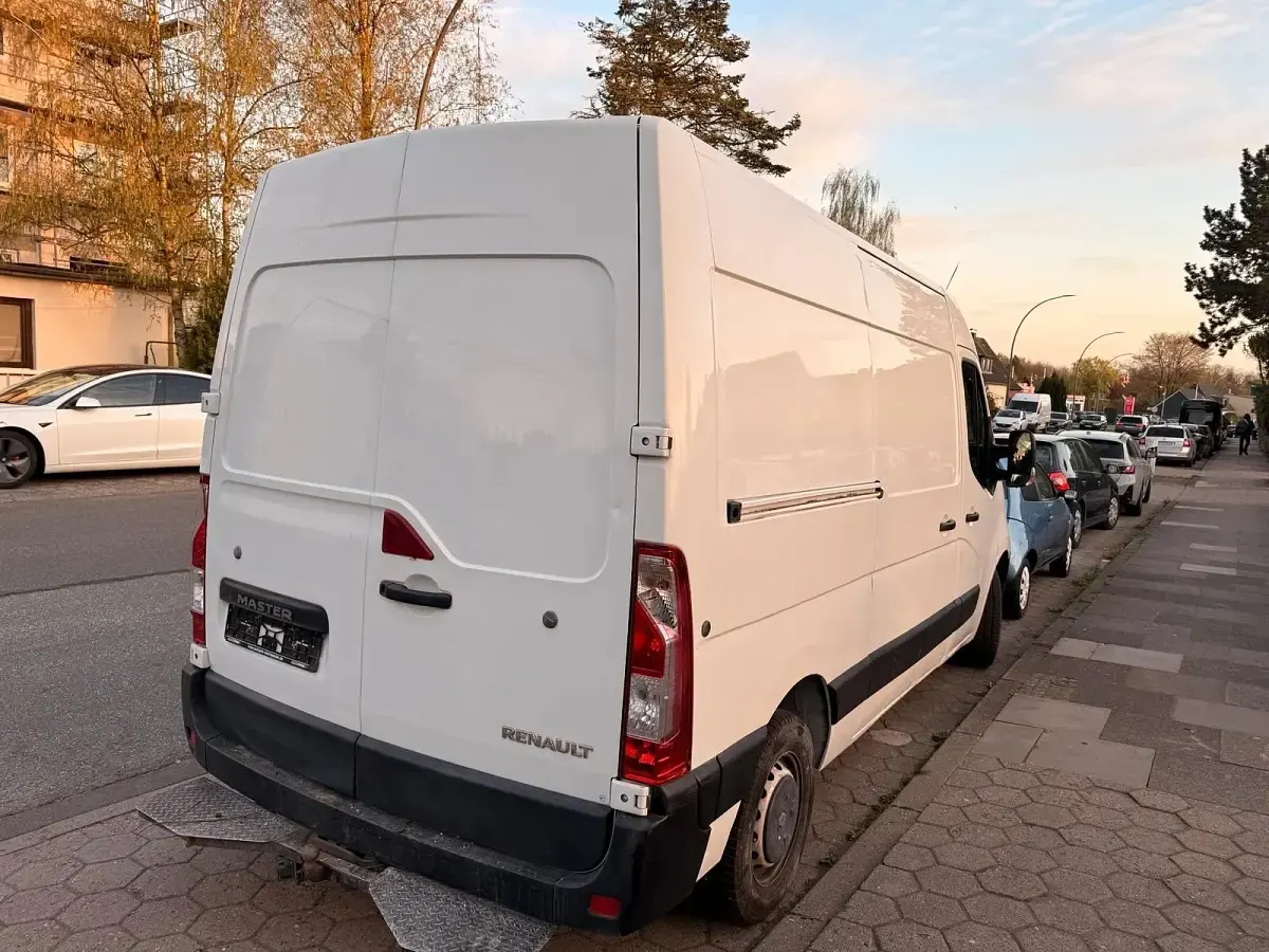 Gebraucht Renault Master 145 PS (106 kW) 2014 Weiß Van