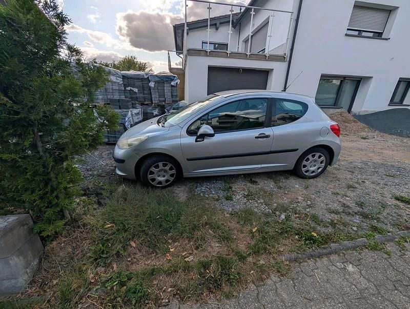 Silber Gebraucht 2006 Peugeot 206 Coupé | 700 € (Superpreis) - Bild 1/4
