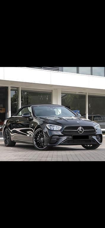 Gebraucht Mercedes E300 Edition 258 PS (189 kW) 2023 Schwarz Cabrio