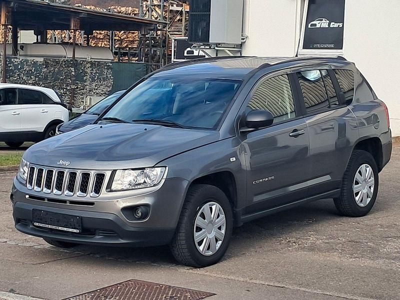 Grau Gebraucht 2012 Jeep Compass Limited SUV | 7.900 € (Fairer Preis) - Bild 1/4