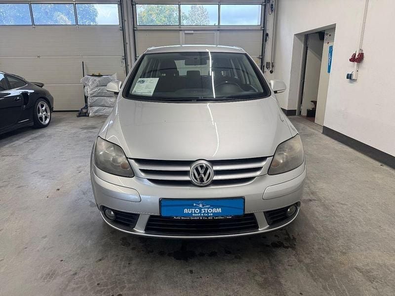 Gebraucht VW Golf V 102 PS (75 kW) 2007 Silber Limousine