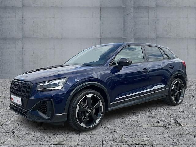 Navarrablau metallic Gebraucht 2023 Audi SQ2 Ambiente SUV | 37.990 € (Guter Preis) - Bild 1/4
